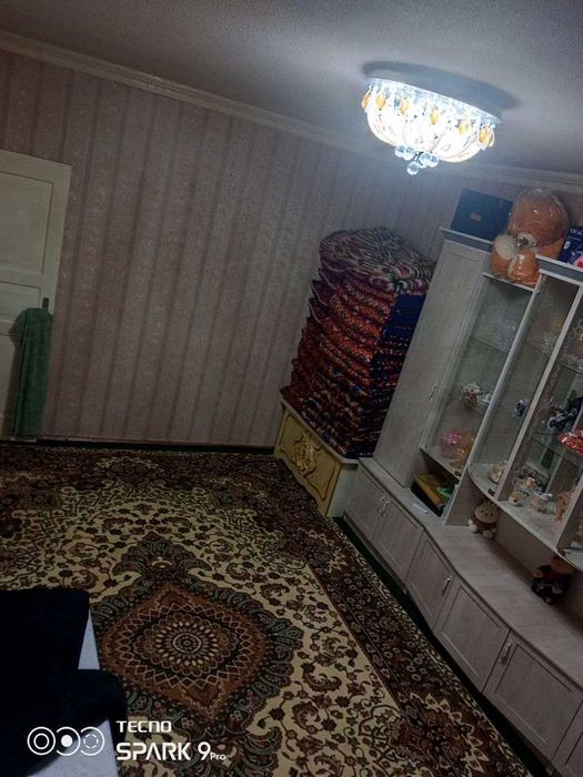 Кибрайда 2 хонали Квартира сотилади . 40 000$