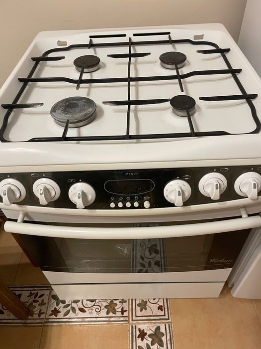 Газплита с электродуховкой Kaiser