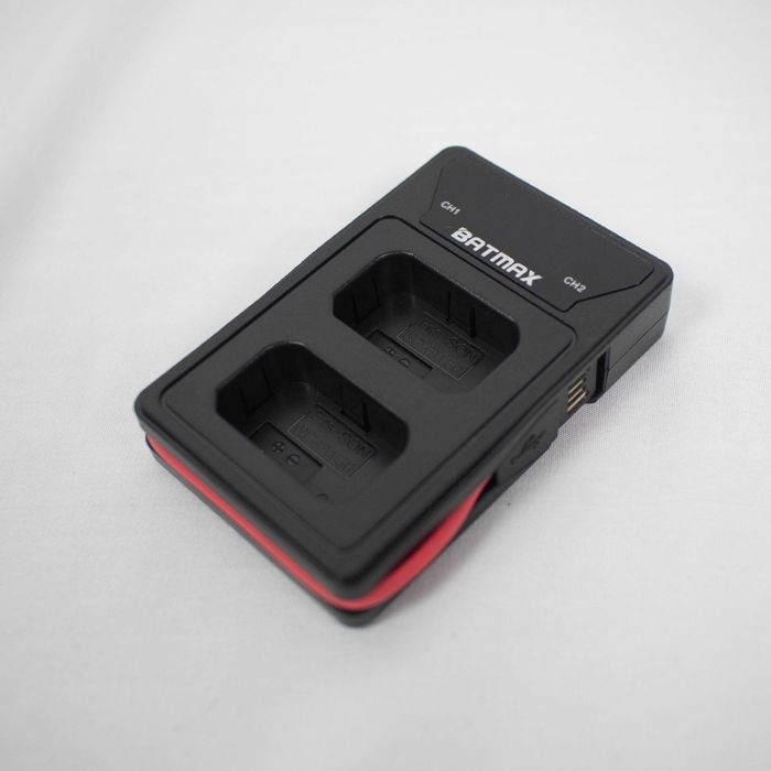 Двойно зарядно за батерии NP-FW50 за Sony 6300 , A6100 , A6400 , A7II