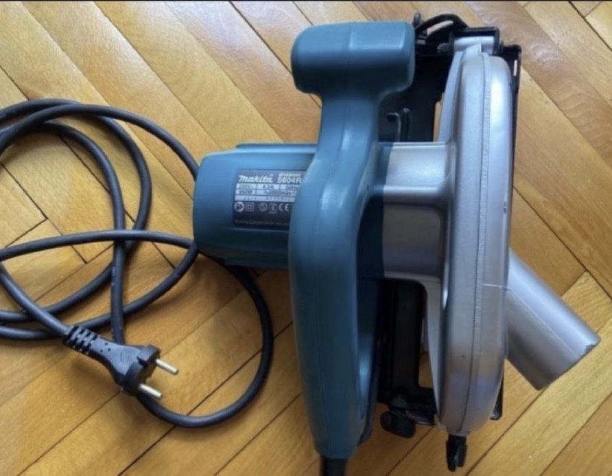 5604RFierastrau/Circular-Makita(Japan), 950WNou/Nefolosit, original.