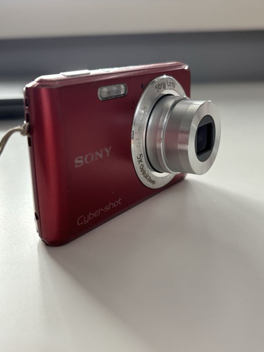 Фотоапарат Sony cyber-shot DSC-W520