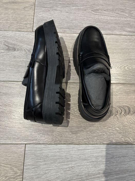 Чисто нови Обувки тип мокасини