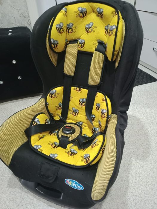 Продам детское.автокресло в хорошем состоянии . цена 18000