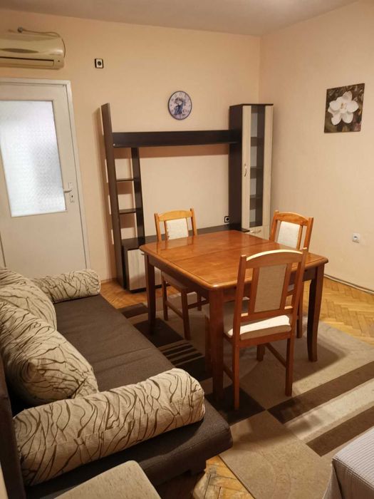 Дава се под наем Двустаен апартамент в Стара Загора, Център - 55 кв.м за 51 € - Снимка #5