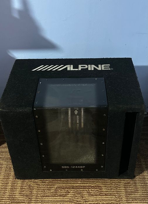 Alpine SBG-1244BP – 12” бас каса