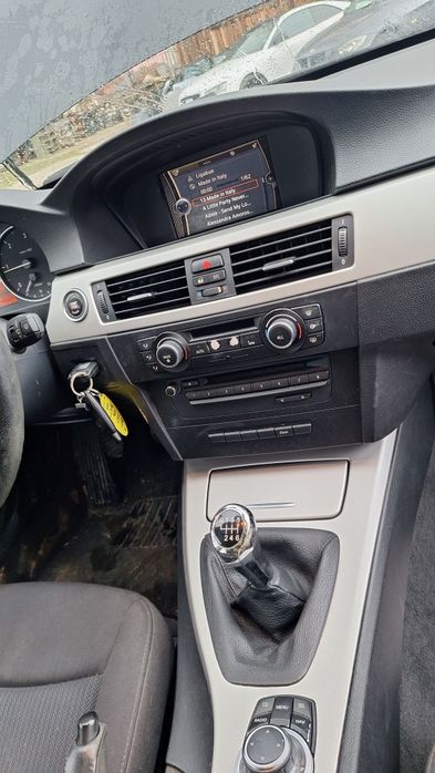 BMW 318D 143кс на части
