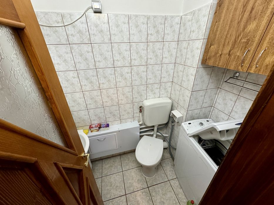 Proprietar inchiriez apartament 3 camere 104mp, str. Mihai Viteazul