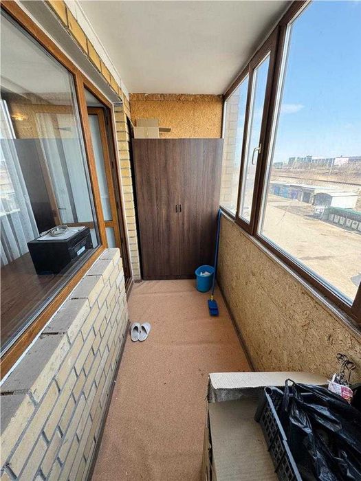 Продам 2-комнатную в городе, ул. Ермекова