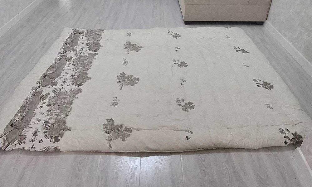 Продам ватный матрас 1,85 х 2,10