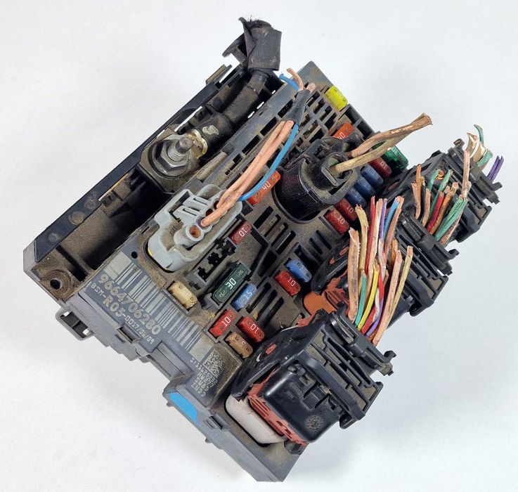 BSM R05 Модул Бушониера Бушонно Табло BSM-R05-00 Peugeot Citroen Пежо