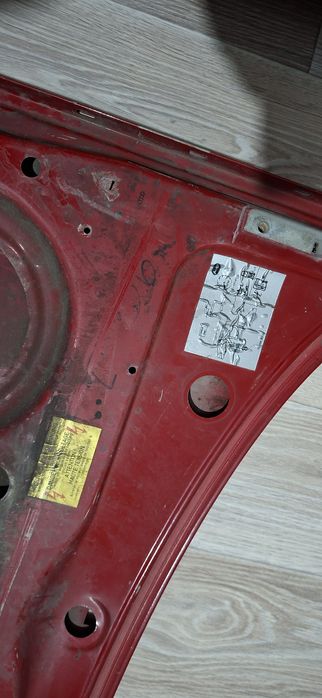 Капот на ауди 80 б3