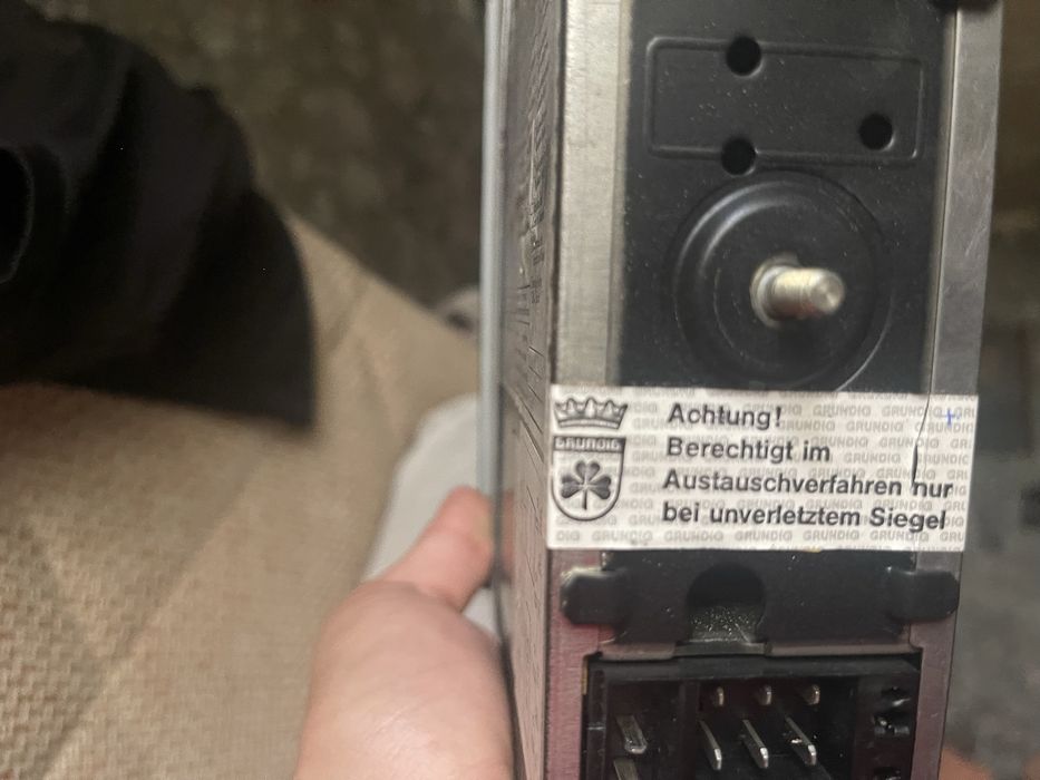 Магнитафон мерседес w124 GRUNDING
