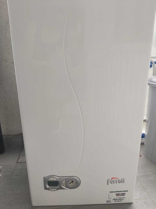 Centrală termică Ferroli 24 kW – Second Hand – Stare bună