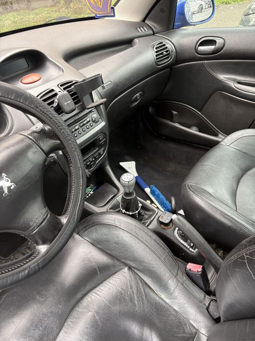 Peugeot 206 decapotabil