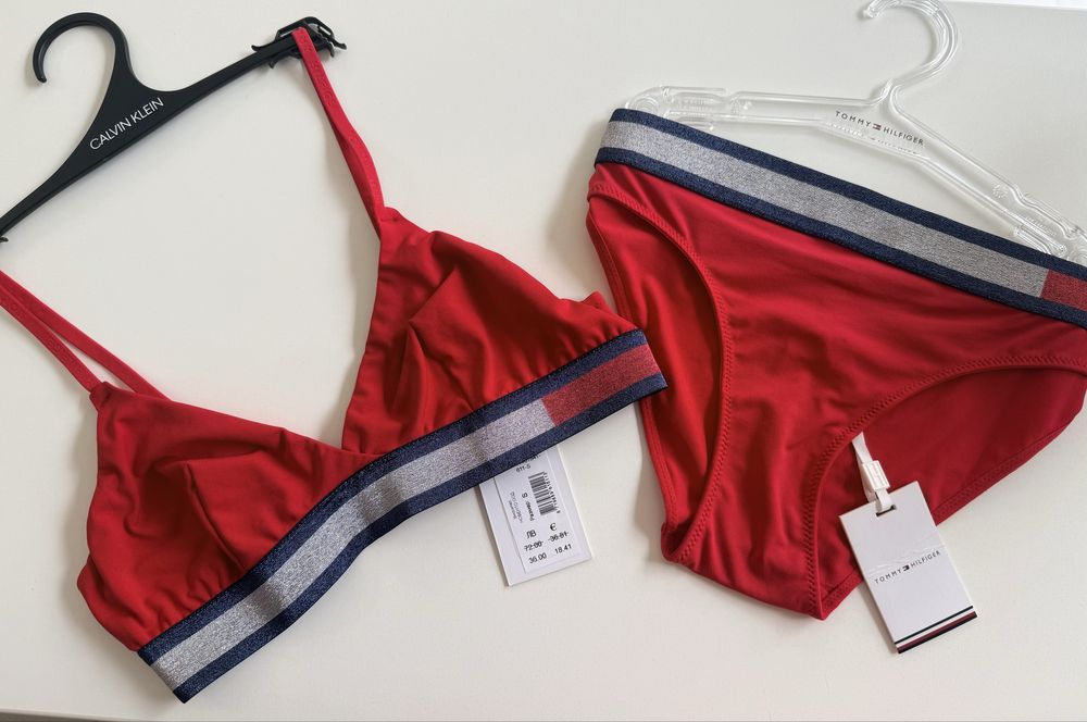 Комплект в сиво и червено /S/ Tommy Hilfiger