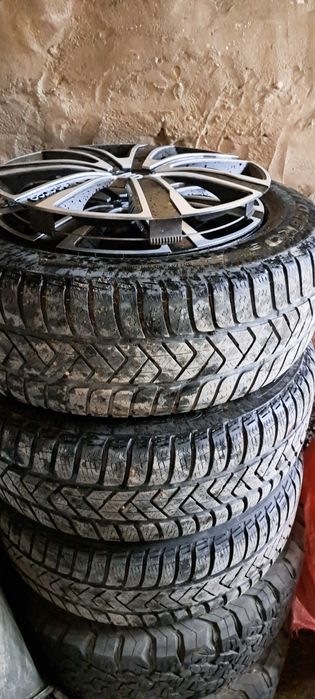Jante tabla 5x112 R 16 cu cauciucuri M+S