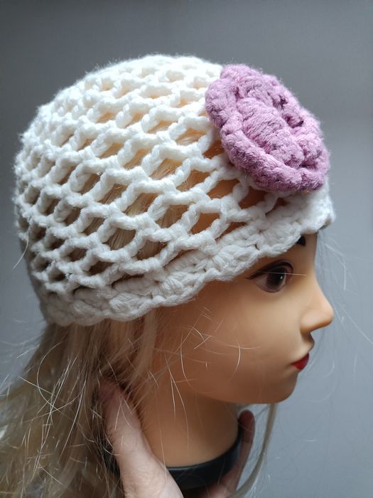 Caciuli tricotate