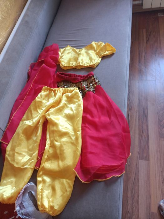 Продам карнавальный костюм