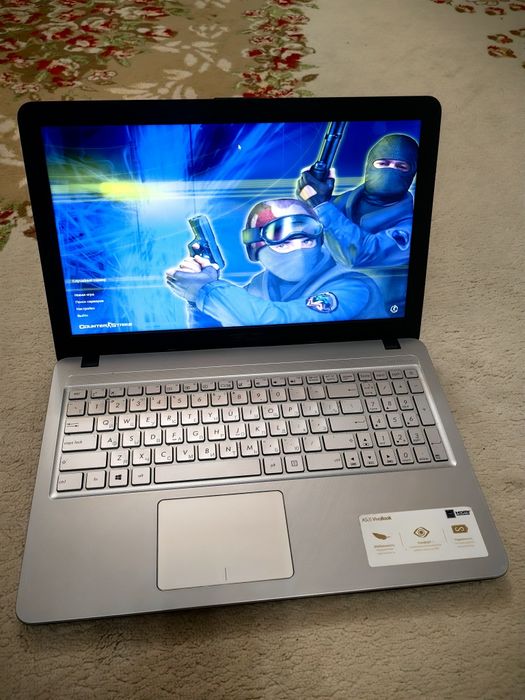 * Ноутбук Асус *