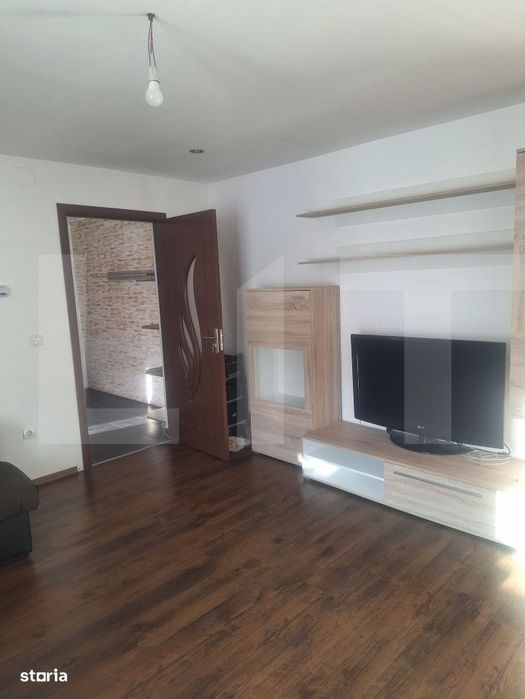 Apartament de vanzare, 65 mp, zona Nadrag