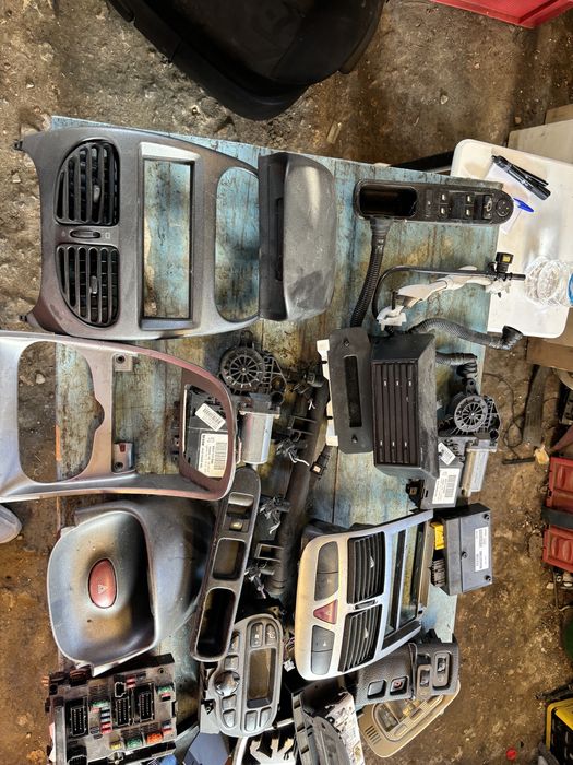 Интериор за Пежо 206