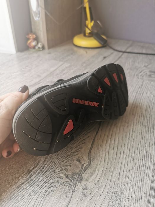 Кроссовки демисезонные 34р