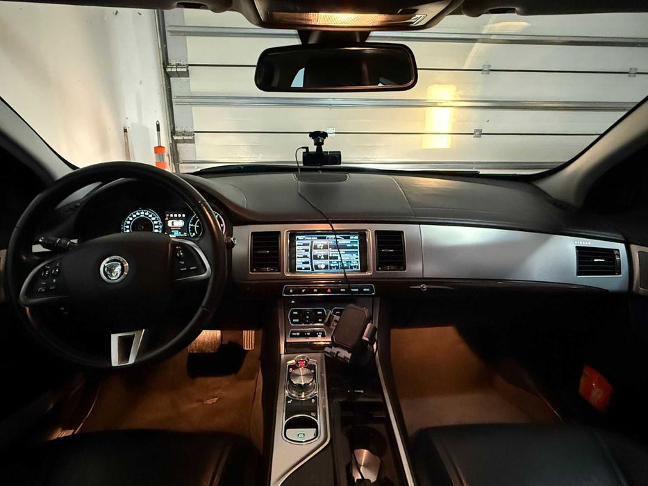 JAGUAR XF Sportbrake 2.2d