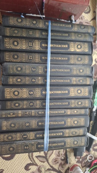 Продаю книги на русском языке.