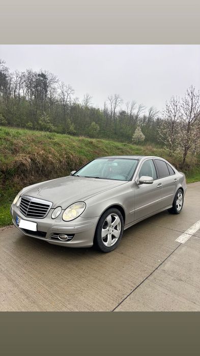 Mercedes-Benz E