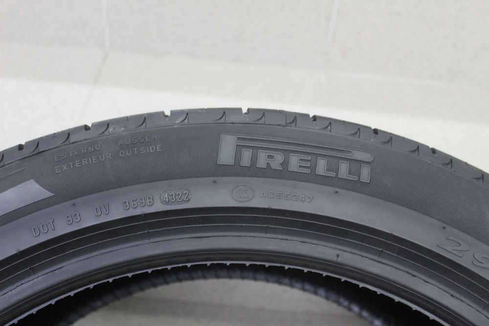 295/40-22 Pirelli Scorpion Zero