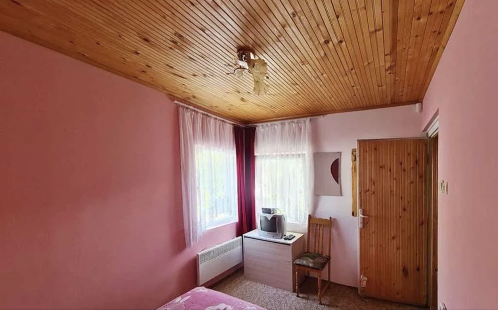 Къща в село Турчинча