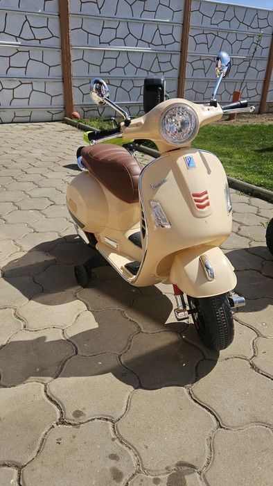 Vand scuter Vespa copii