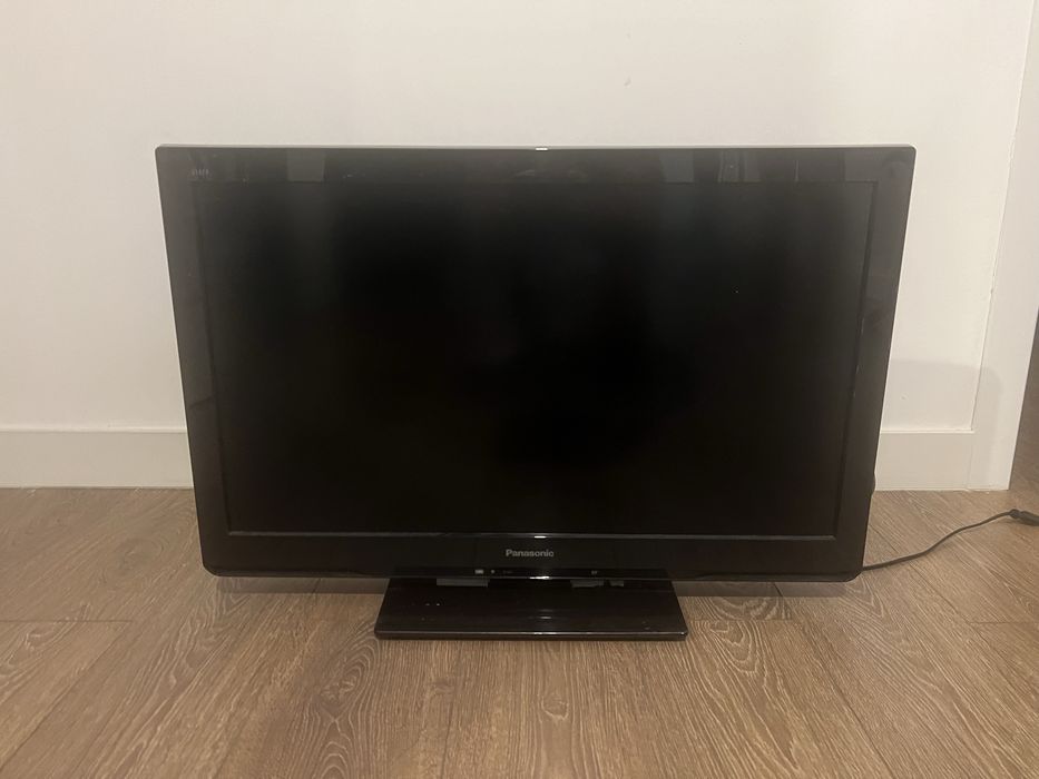 Телевизор Panasonic 32 диагональ TX-LR32C3