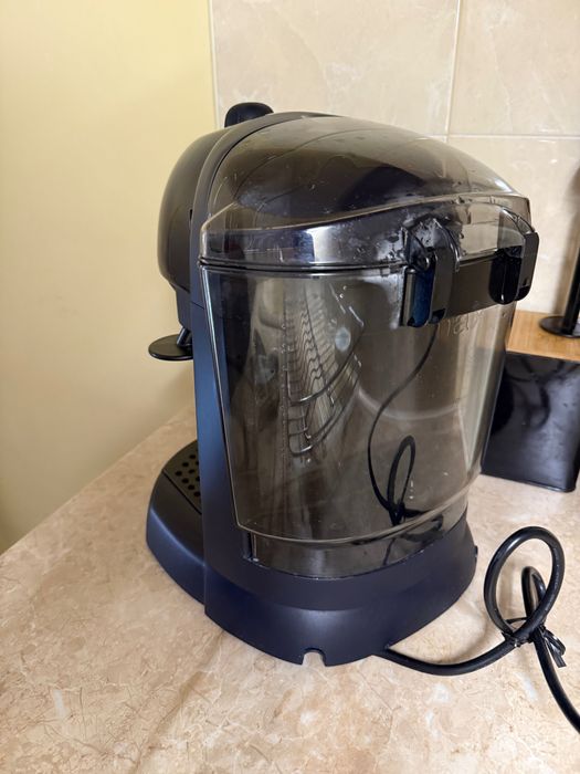 Кафемашина на DeLonghi за смляно кафе