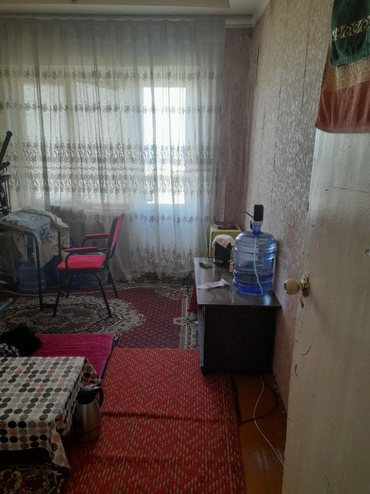 Kvartira sotiladi 2 xona
