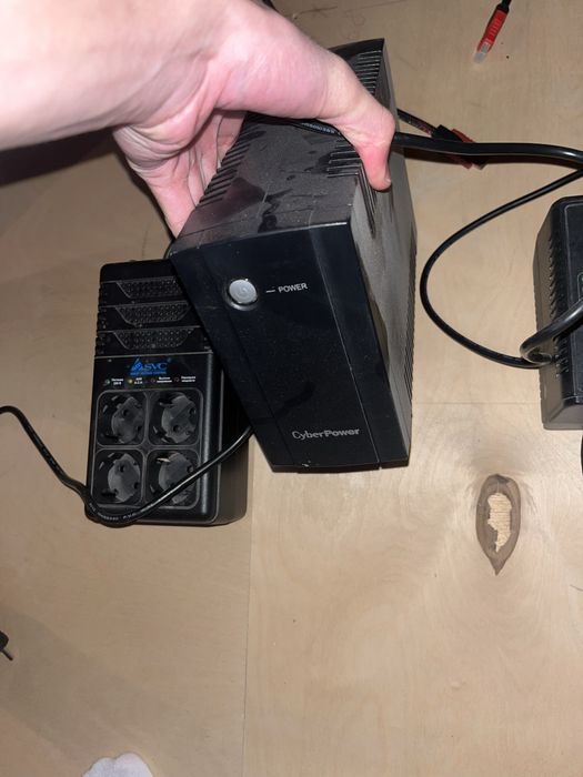 Стабилизатор напряжения