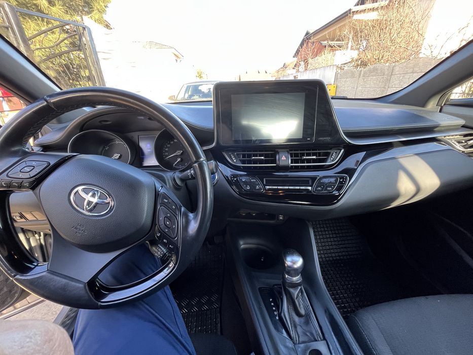 Vand Toyota CHR 1.8 Hybrid, 119500 km, garantie
