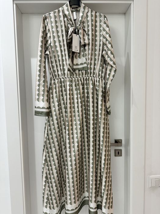 Rochie foarte frumoasa nou nu are marime can M-L