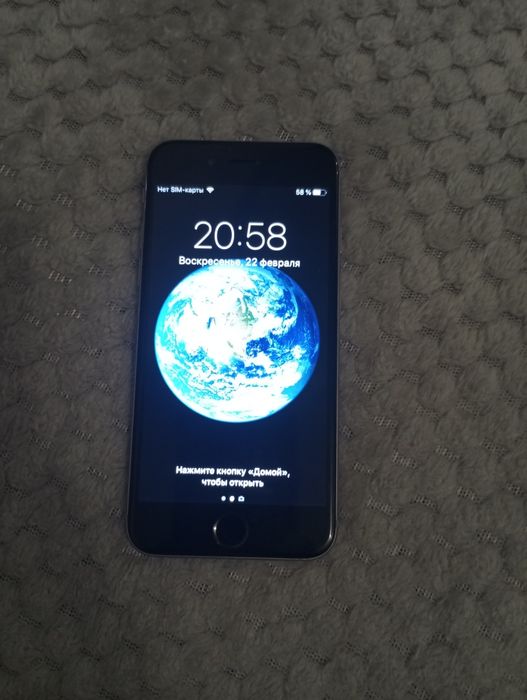 Продам Айфон 6s на 16гб