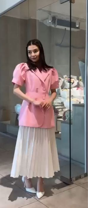 Продам двойку в отличном качестве одевала один раз