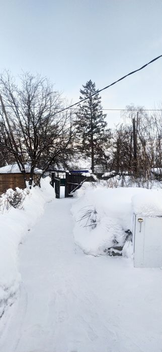 Продам земельный участок с времянкой
