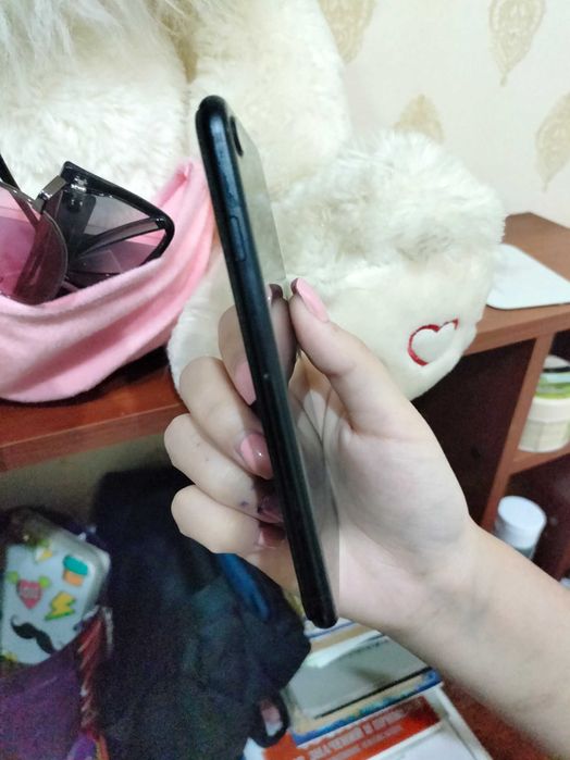 Айфон se 2020г 124гб