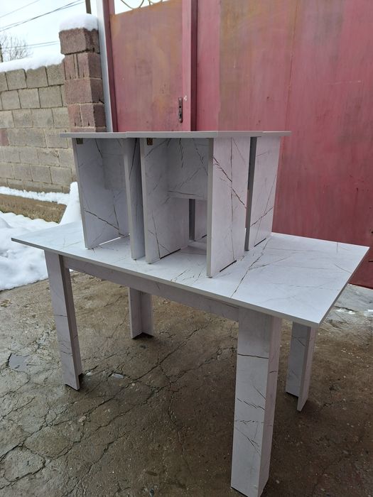 Кухонный стол новый