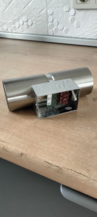 Продам Светильник EGLO