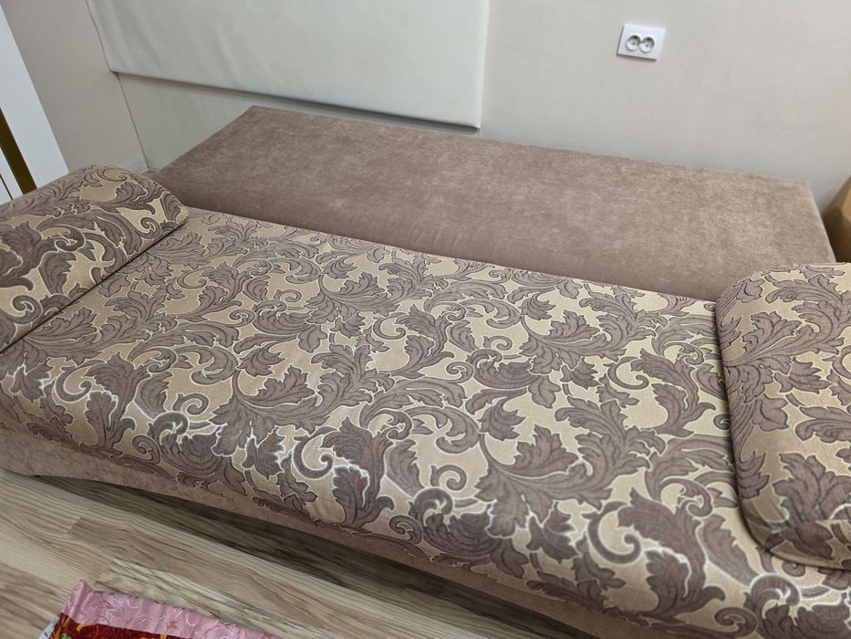 Диван в отличном состоянии