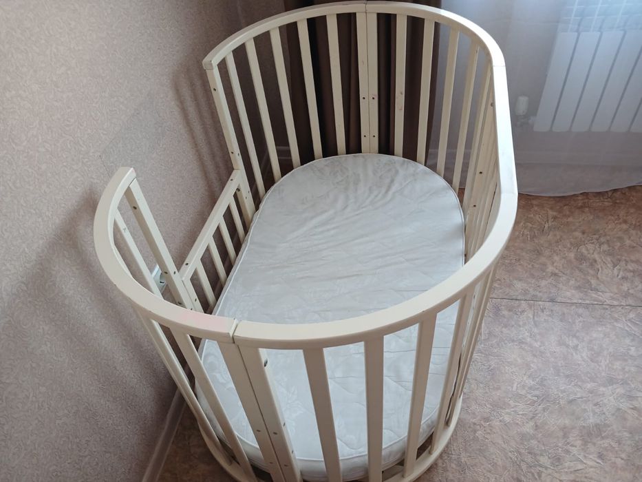 Продам кроватку трансформер