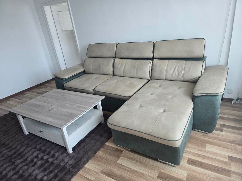 Продавам нов диван