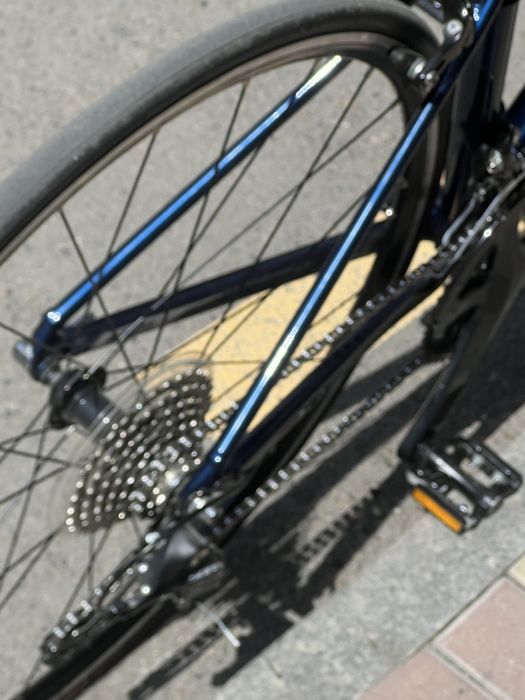 Шоссейник Giant CONTEND