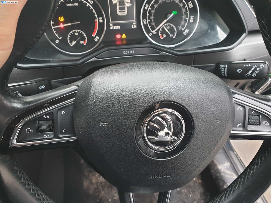 Airbag de pe Volan 3 Spite Skoda Superb 3 NFL Non Facelift 2015 - 2019 Cod 3V0880201H [K9456]