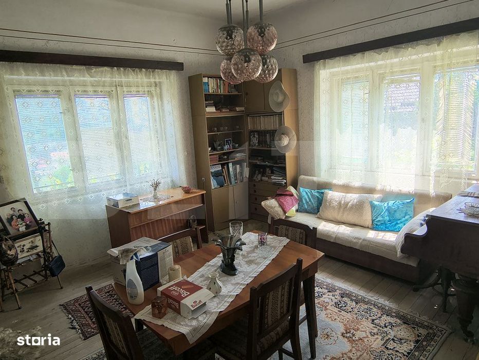 Casa de vanzare, 244 mp, teren 7729 mp, zona Ocna Dejului